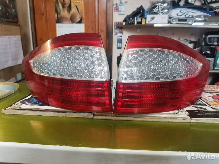 Фонарь задний Mondeo 4 универсал