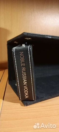 Коробка/футляр для бутылки кожаный