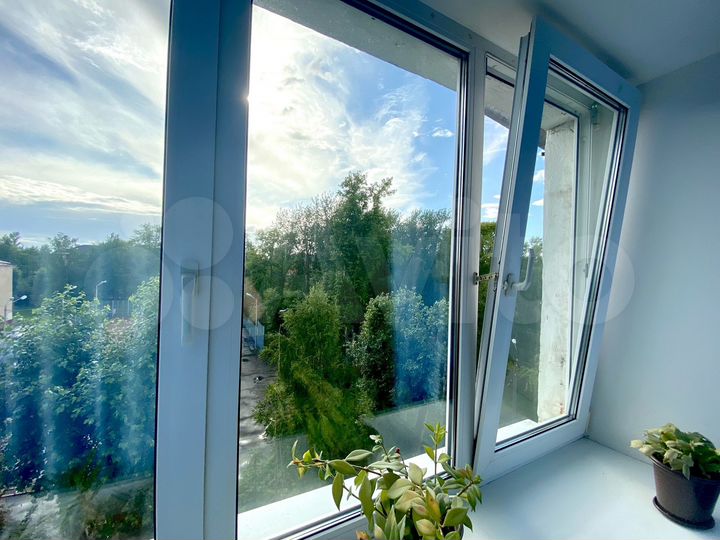 Комната 9 м² в 5-к., 5/5 эт.