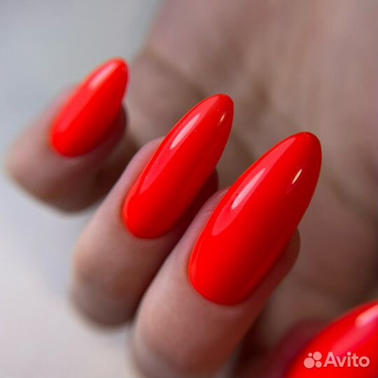 Маникюр педикюр