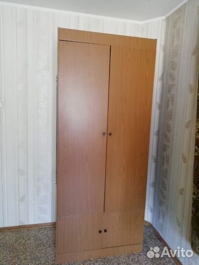 Шкаф для одежды бу