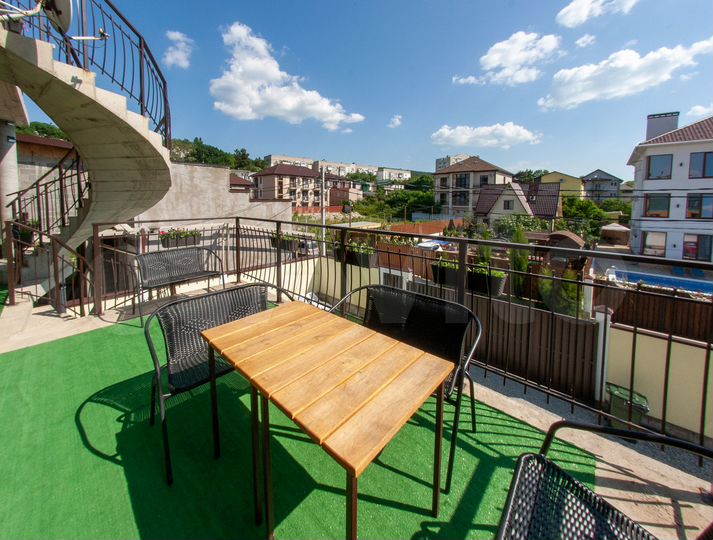 Гостевой Дом, 621.8 м²