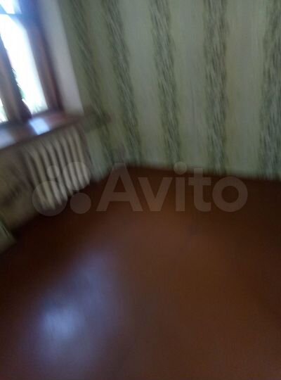 2-к. квартира, 48 м², 1/3 эт.