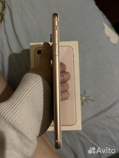 iPhone 8 Plus, 64 ГБ