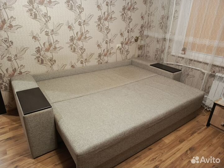 Диван прямой раскладной бу