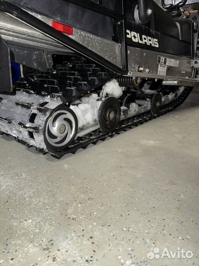 Polaris Widetrack LX