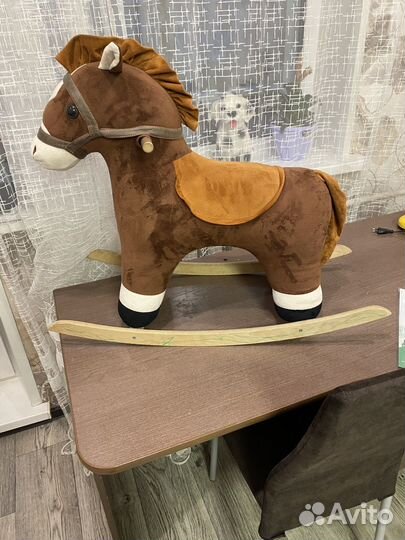 Качалка лошадь