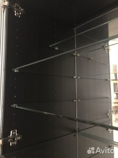 Полка-витрина навесная икеа