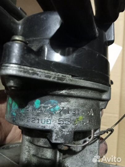 Трамблер Nissan Bluebird EU14 SR18