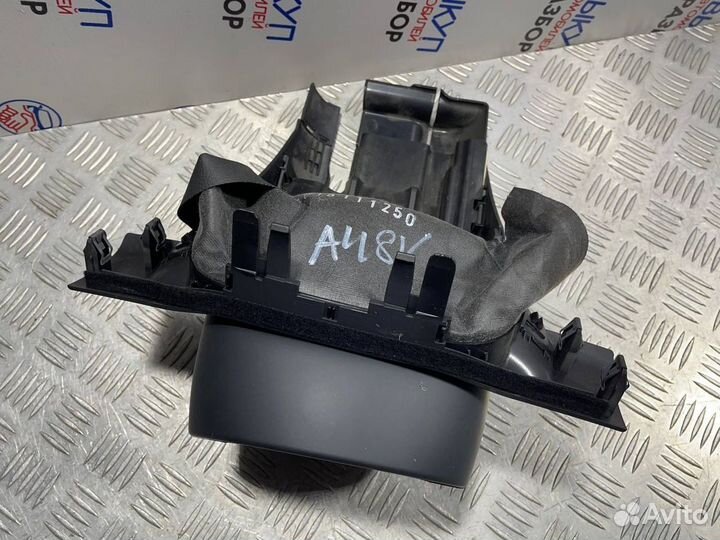 Кожух рулевой колонки Audi A4