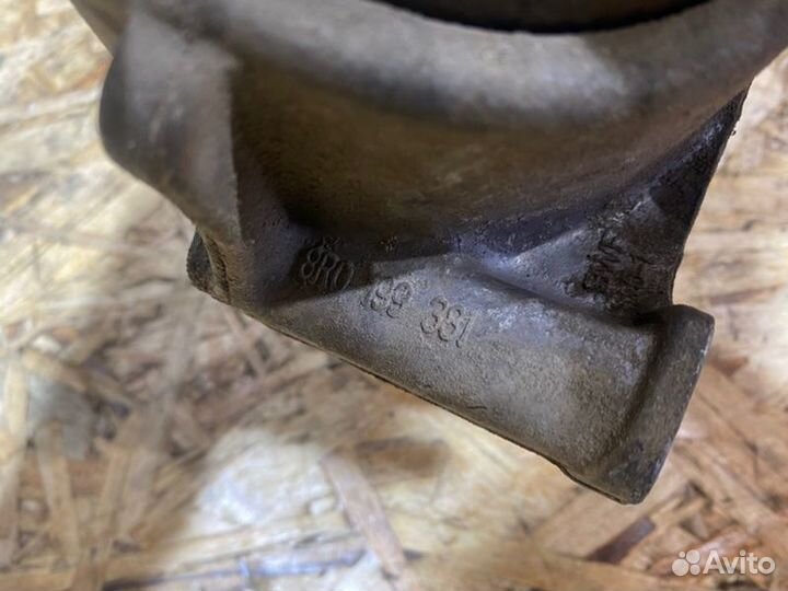 Подушка двигателя Audi A5 купе 2.0 2010