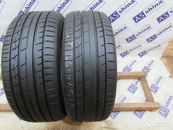 Accelera Iota ST68 275/40 R22 99G