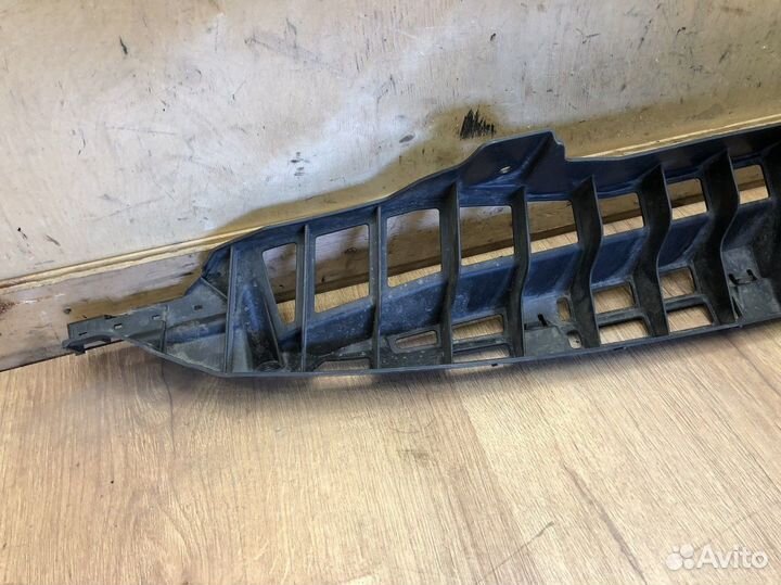 Кронштейн заднего бампера Land Rover Range Rover S