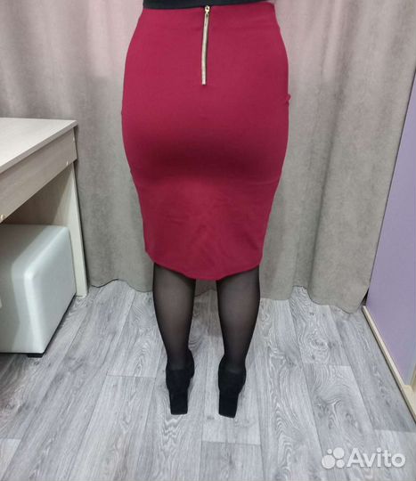Юбка карандаш новая
