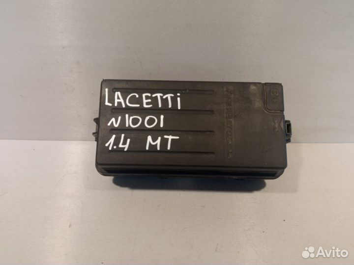 Блок предохранителей Chevrolet Lacetti хэтчбек