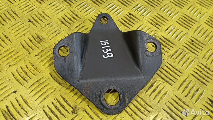 Кронштейн передней рессоры MAN Man Tga Tgs Tgx