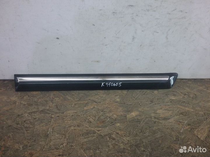 Накладка задней левой двери Honda Pilot 2