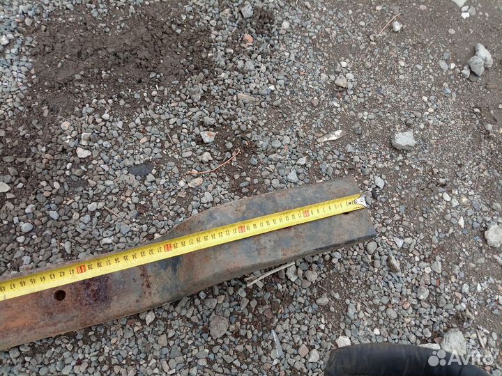 Полуресора ось бпв