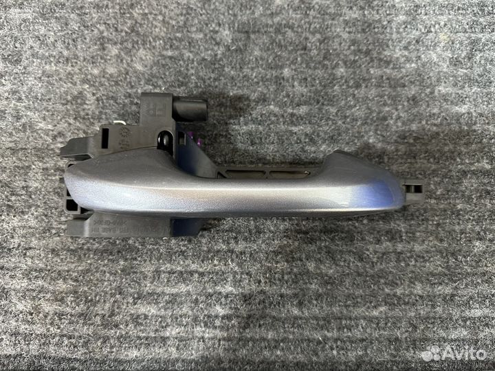 Ручка передней правой двери Kia Rio 4/X-Line