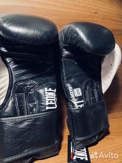 Боксерские перчатки 10 oz натуральная кожа
