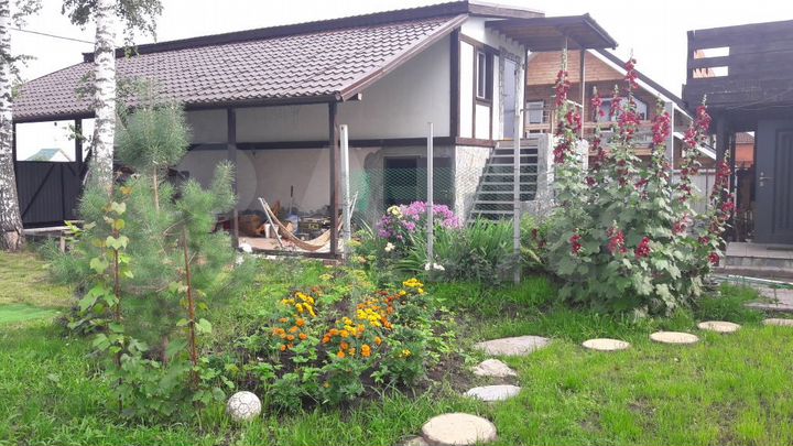 Дом 140 м² на участке 7,5 сот.