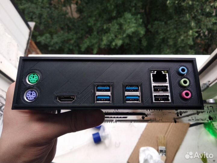 Индивидуальные заглушки для материнских плат