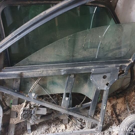 Лабовай стекло