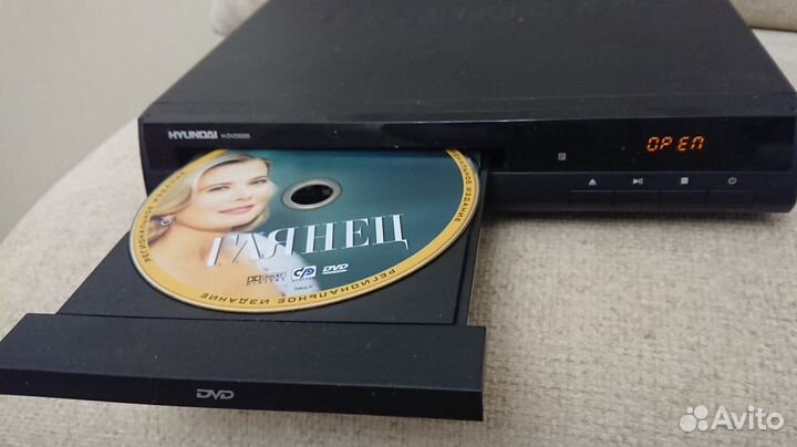 DVD-плеер hyundai H-DVD5005 (Корея)