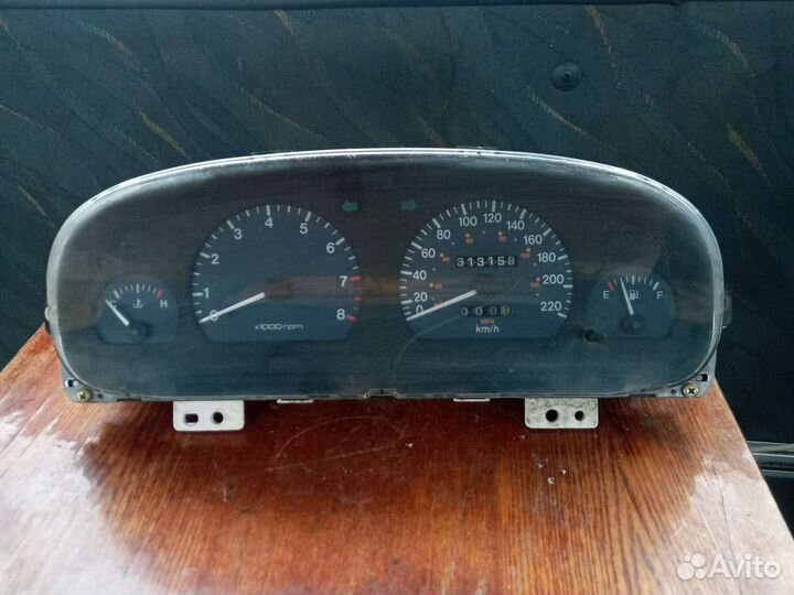 Панель щиток приборов Kia Clarus