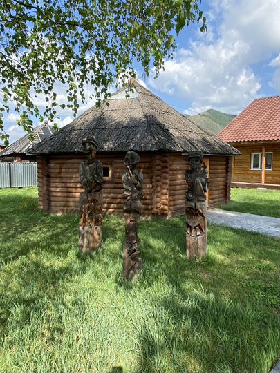 Коттедж 199 м² на участке 21 сот.