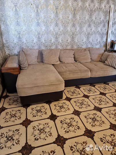 Большой угловой диван раскладной бу
