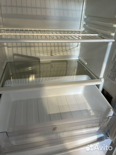Холодильник бу Indesit mb16r