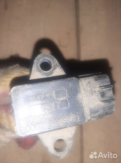 Датчик абсолютного давления на Nissan Primera P 11