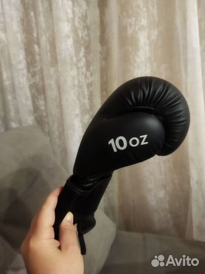 Боксерские перчатки