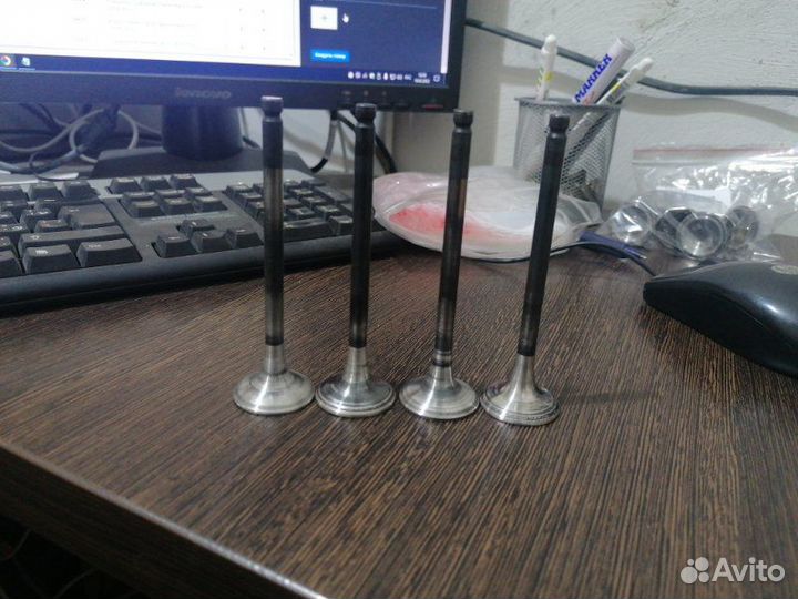 Клапан выпускной Mitsubishi Dion CR9W 4G63