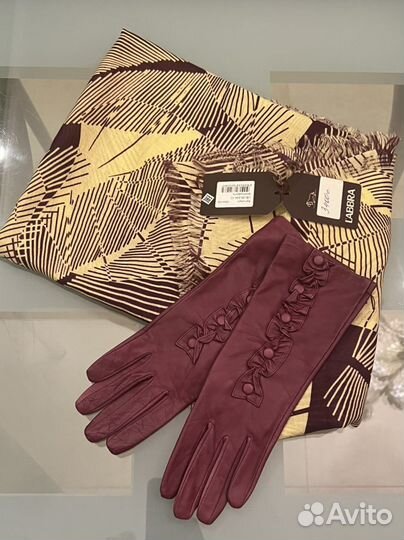 Перчатки, платки, палантины