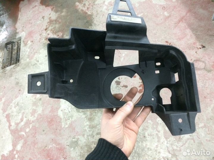 Крепление противотуманной фары на ленд круйзер 200