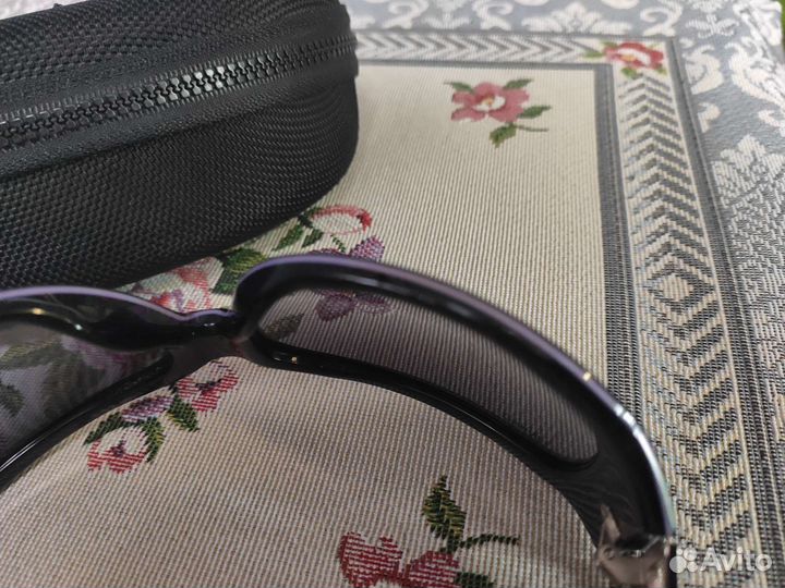 Солнцезащитные очки женские новые