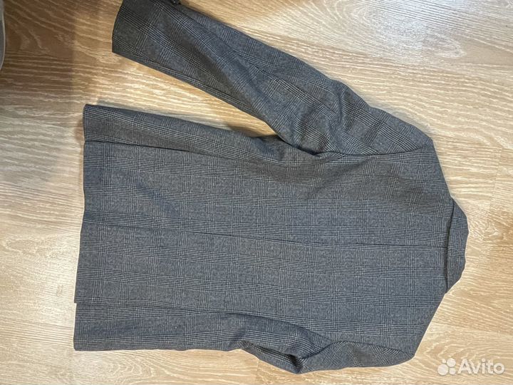 Пиджак на мальчика 128 размер