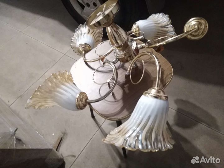 Люстра потолочная бу