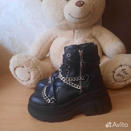 Ботинки демисезонные 35 размер
