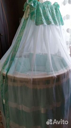 Кроватка для новорожденных