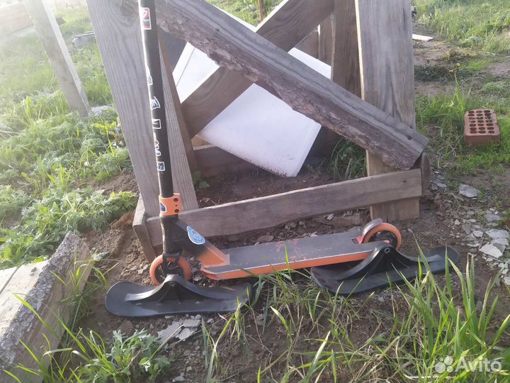 Самокат трюковой