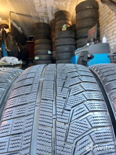 Hankook Winter I'Cept Evo2 W320 245/45 R18 и 275/40 R18 103V