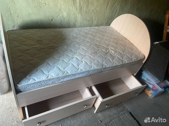 Кровать 150 на 80