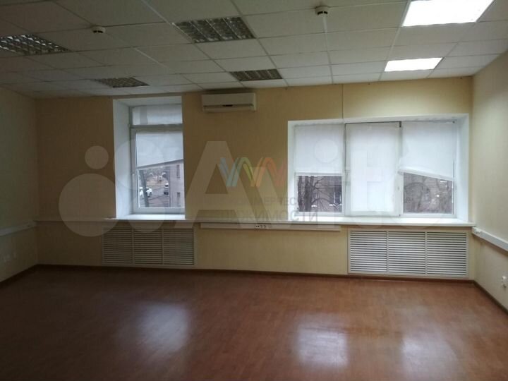 Офис 200 кв.м. проспект Октября 84/4
