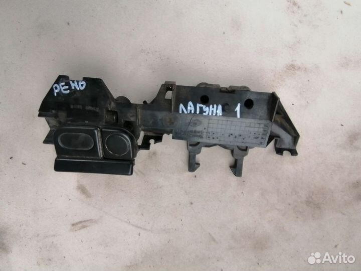 Замок бардачка для Renault Laguna 1994-1998