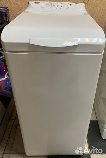 Вертикальная стиральная машина Zanussi