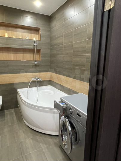 2-к. квартира, 43 м², 4/18 эт.