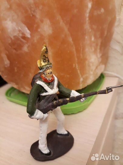 Оловянный солдатик,коллекционный